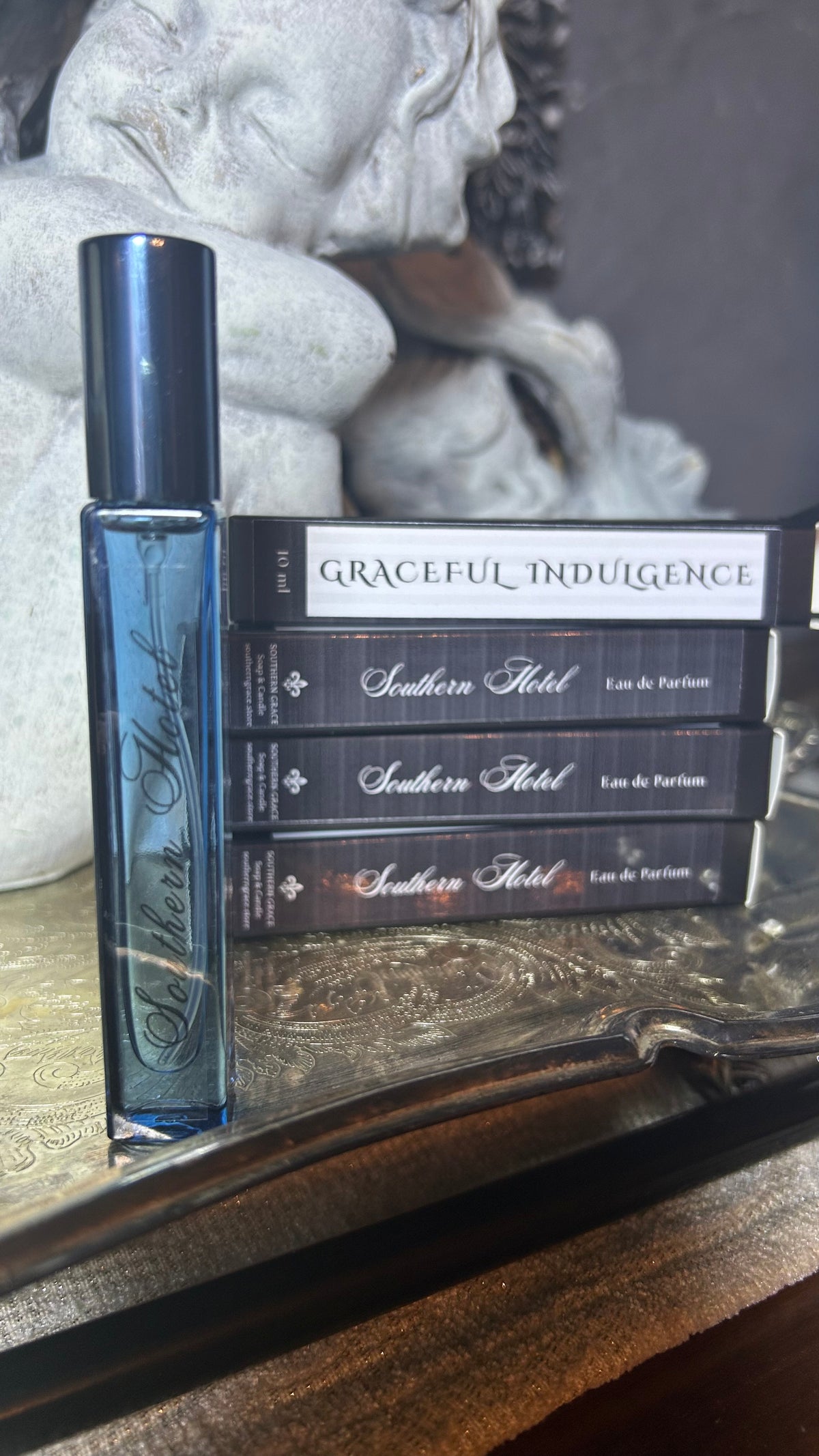 GRACEFUL INDULGENCE Eau De Parfums